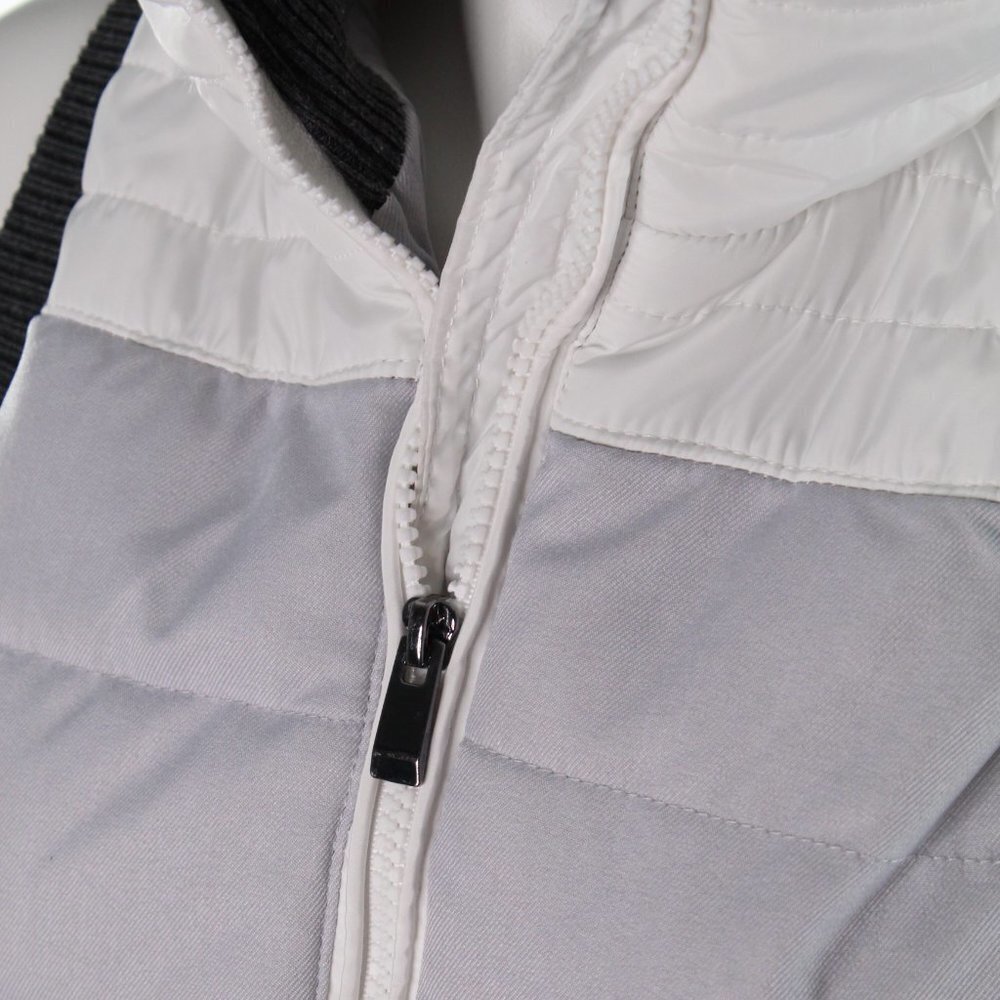 Swiss Tech Vest - Picture 4 of 10
